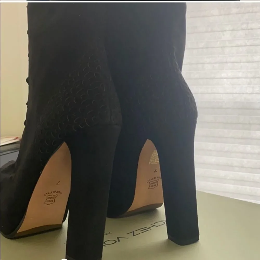 New Marchez Vous Roux Boot Black Suede Sz 7